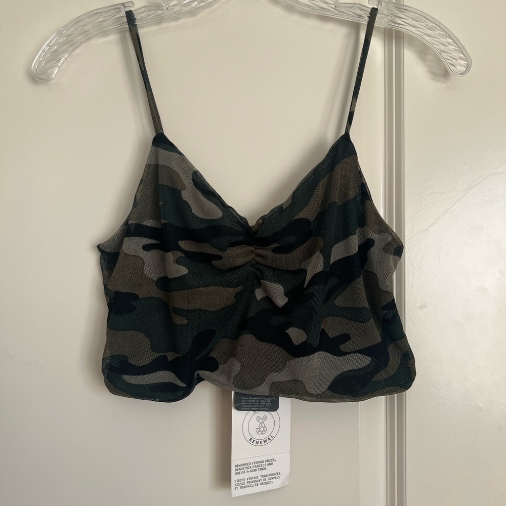 green camo urban outfitters tank top size S
